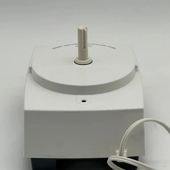 Vintage Cuisinart DLC-8E Food Processor Base Made in Japan - Picture 6 of 8